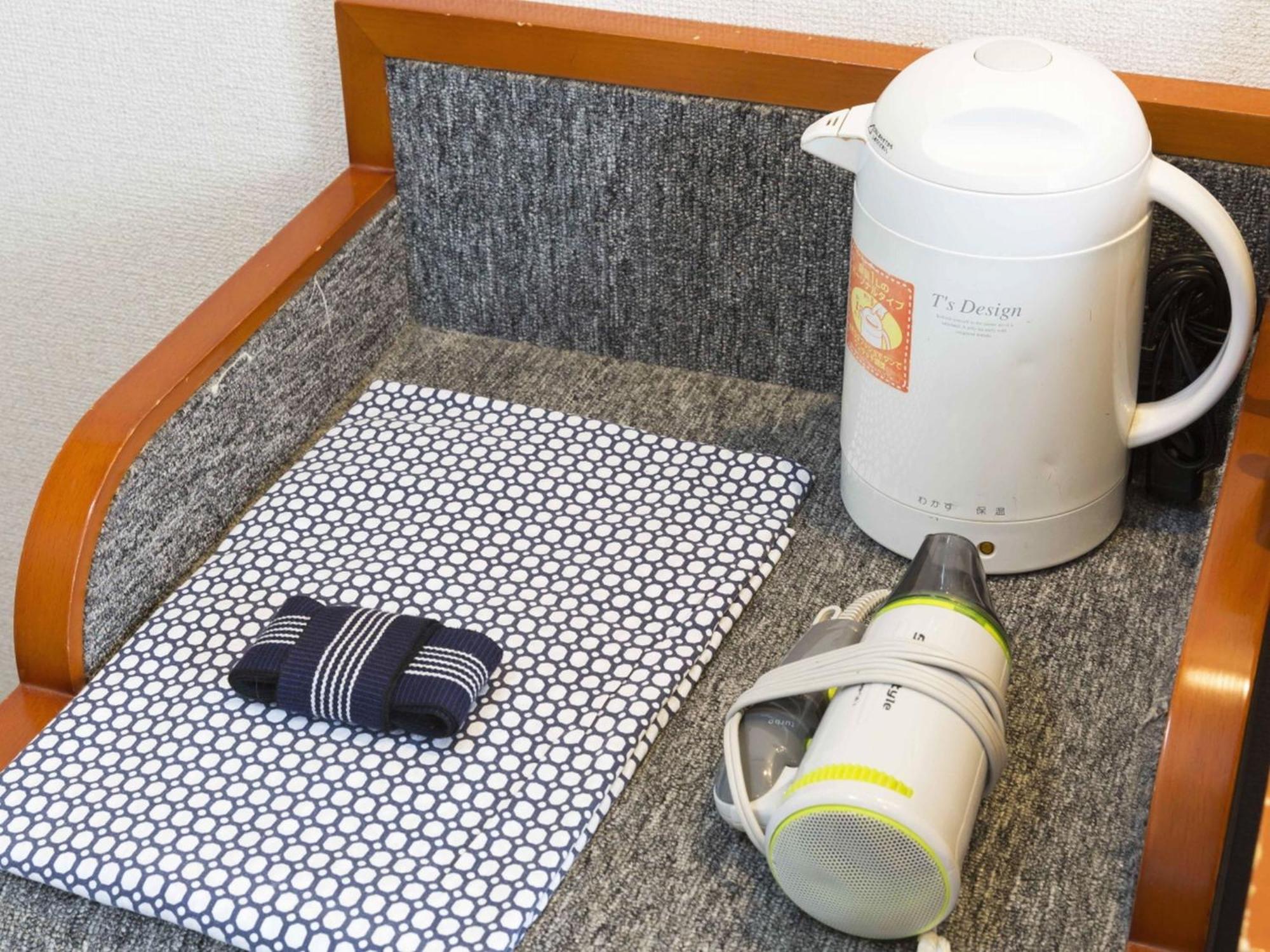 Hotel Minatoya Kōchi Rum bild