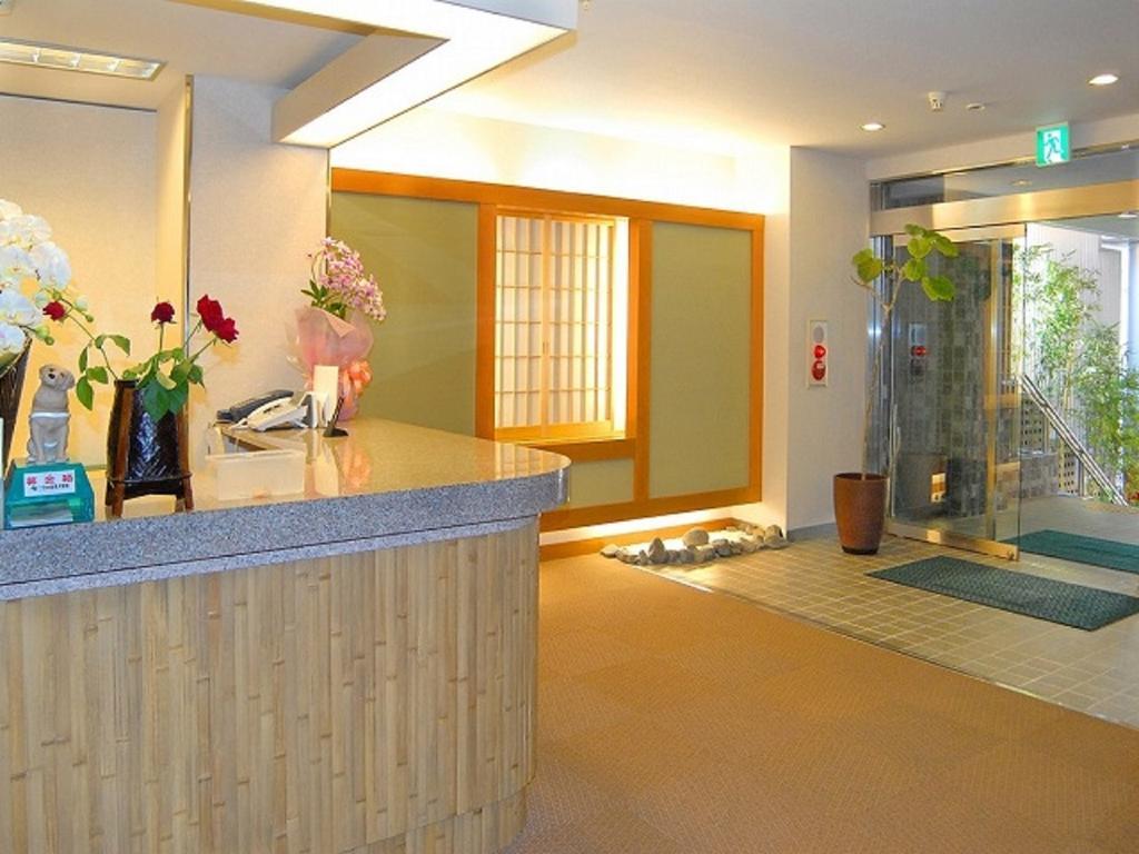Hotel Minatoya Kōchi Exteriör bild