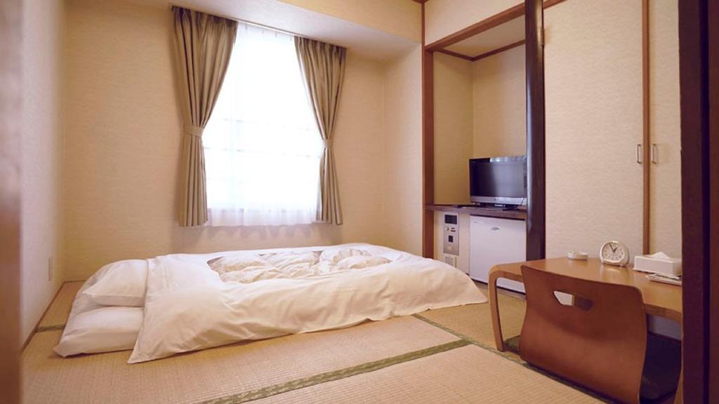 Hotel Minatoya Kōchi Exteriör bild