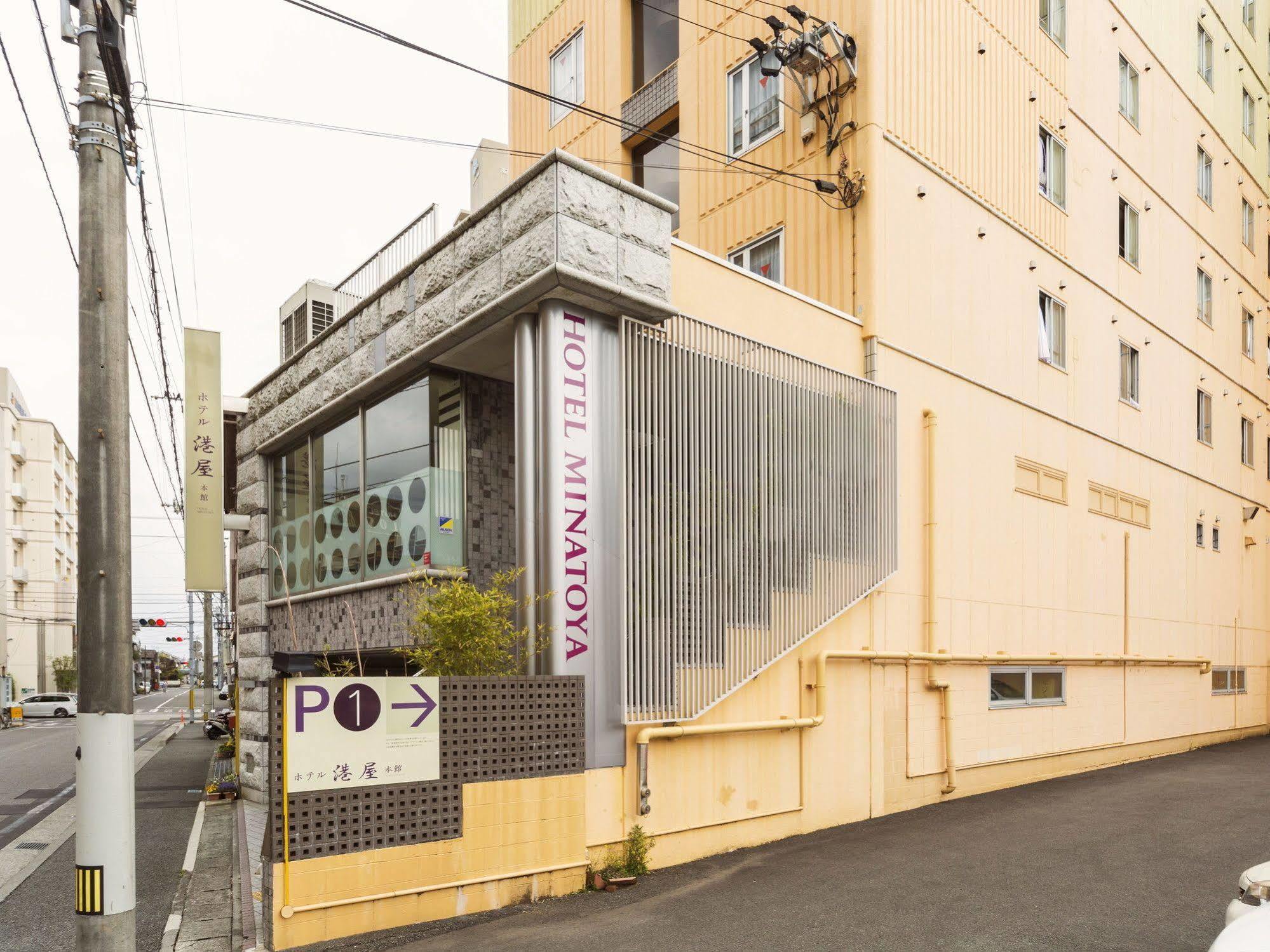 Hotel Minatoya Kōchi Exteriör bild