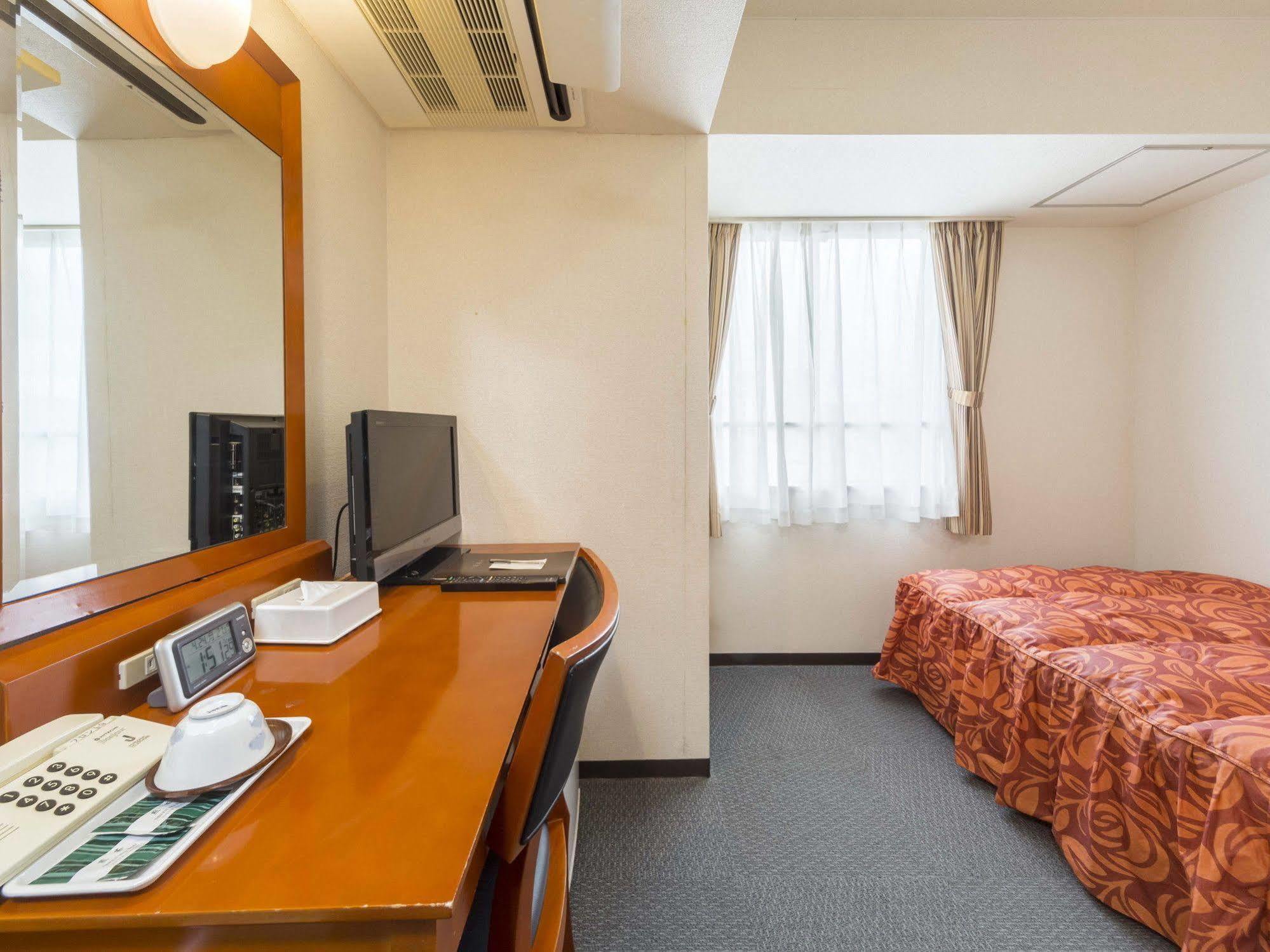 Hotel Minatoya Kōchi Exteriör bild